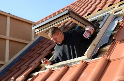 Pose de fenêtres de toit Velux à Lay